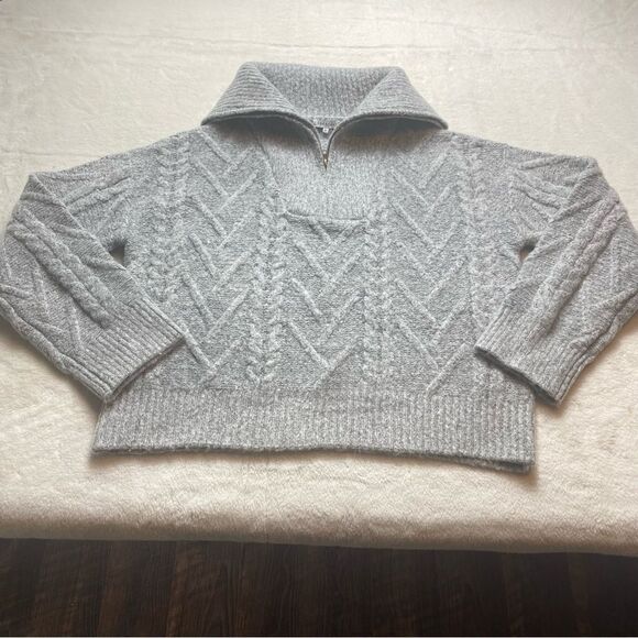 Crescent Gray 1/2 Zip Cable Knit Maryann Sweater Size Medium - Picture 1 of 11